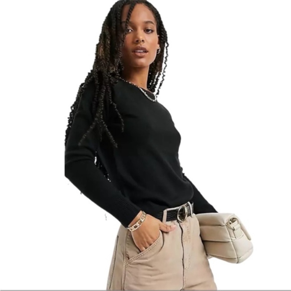 FRENCH CONNECTION | NWT black knit crew neck sweater